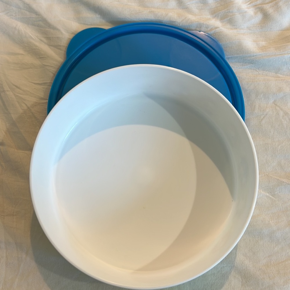 Mickey Mouse Tupperware container - Picture 3 of 5